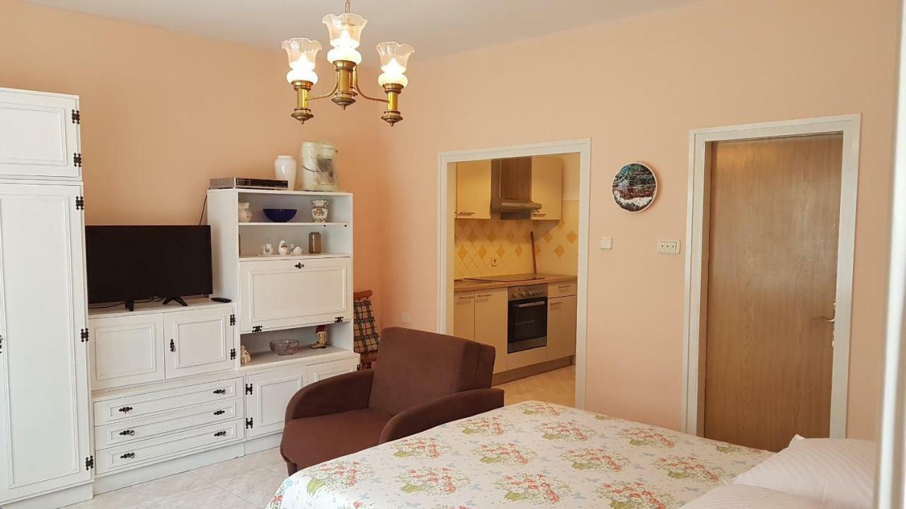 Apartments Anita - One Bedroom Apartment With Garden Matulji Extérieur photo